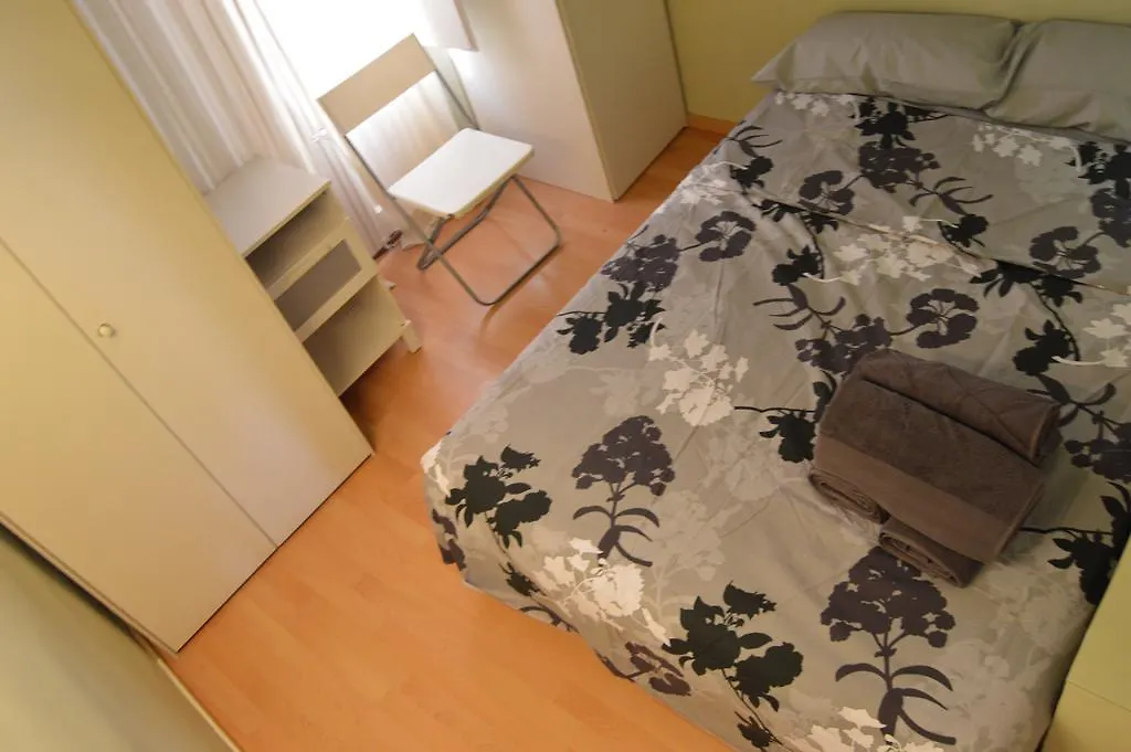 Tarragona Suites Gravina 36 0*,  Spain