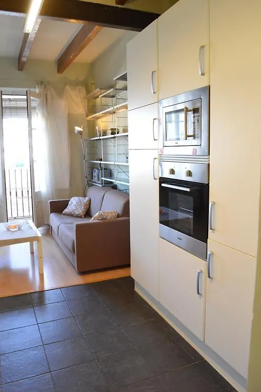 Tarragona Suites Gravina 36